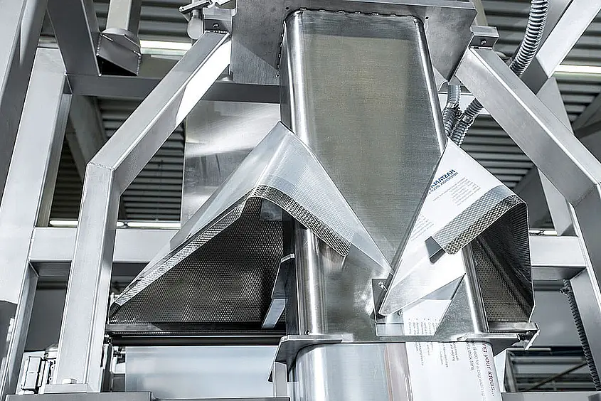 How Vertical Form Fill Seal Machines Enhance Accuracy in Food and Product Packaging